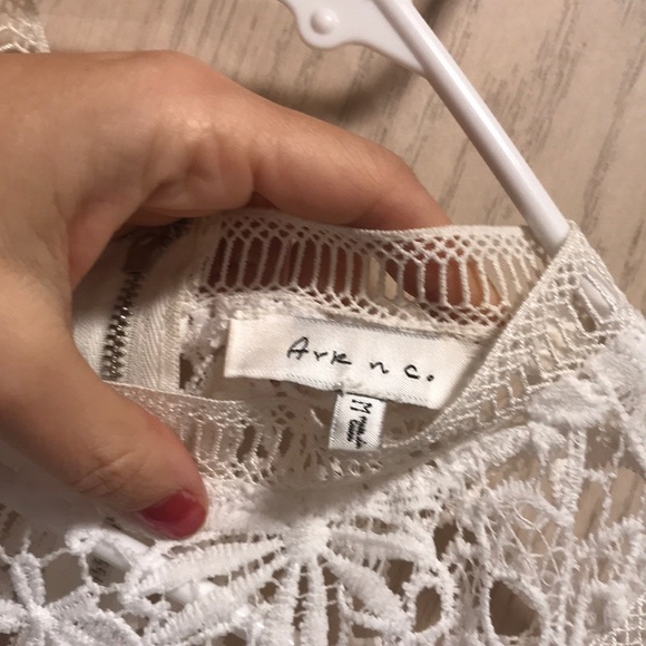 Gorgeous lacey dress size M - Picture 4 of 4